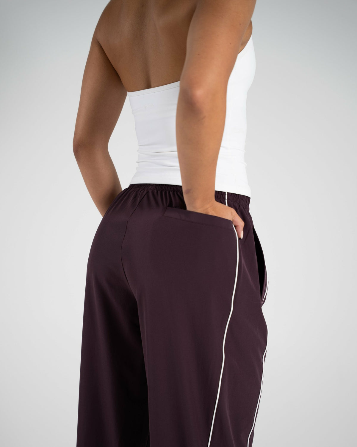 Relay Pant - Black Garnet - Workout Clothes For Women | Alphalete