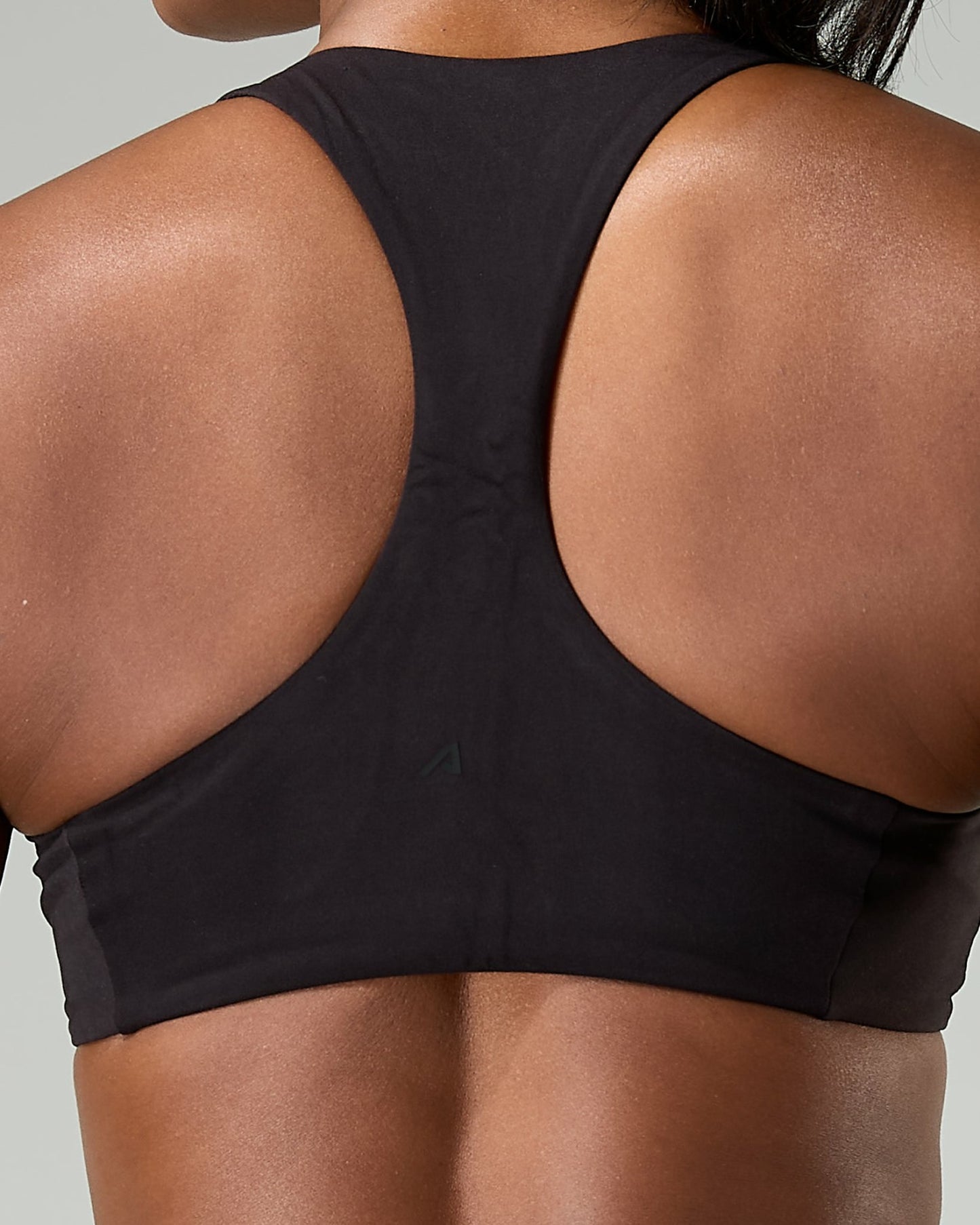 Corinna Bra C/D - Black - Best Sports Bra | Alphalete