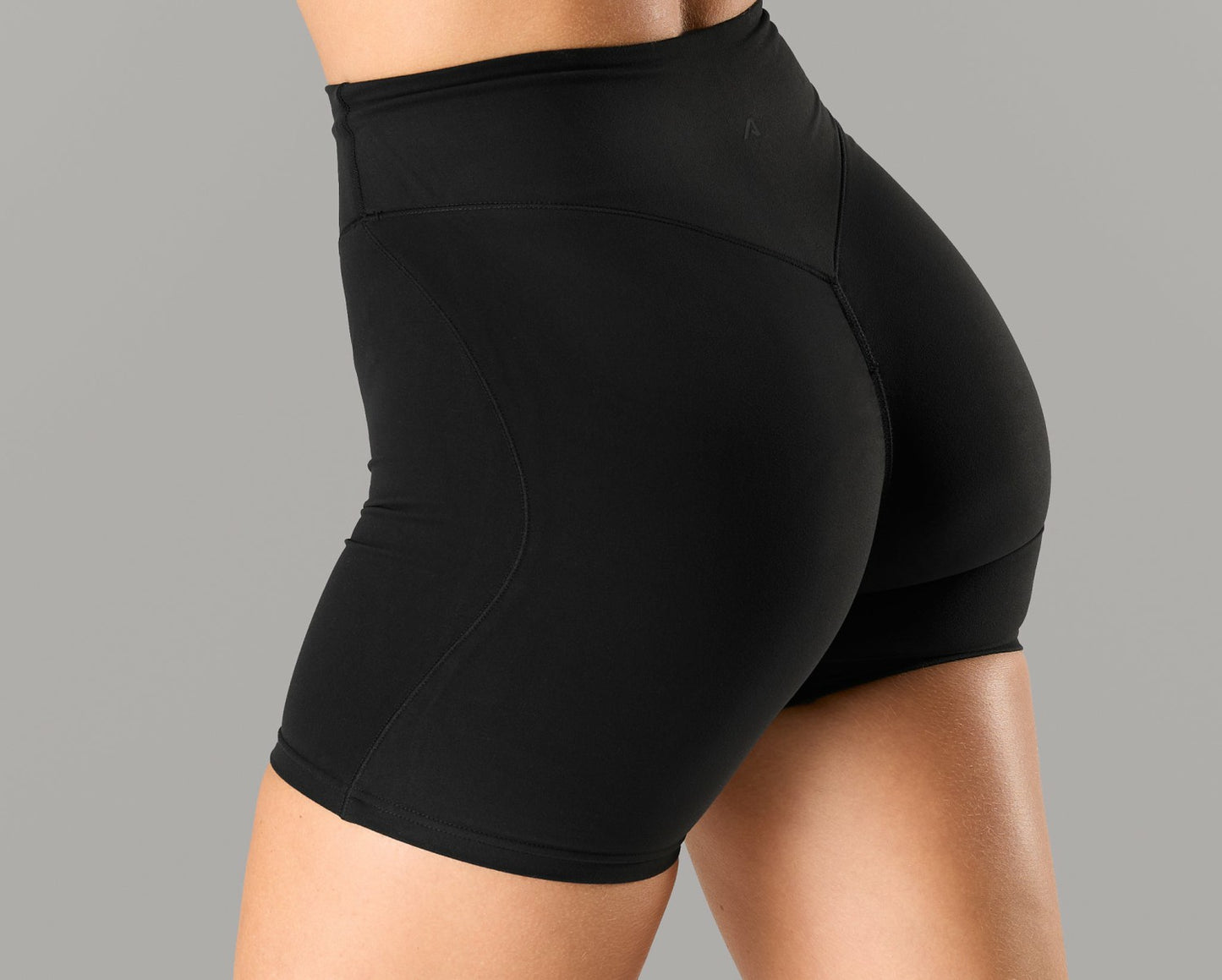Everyday Elevate Ultra-High Rise Short - Black | Alphalete