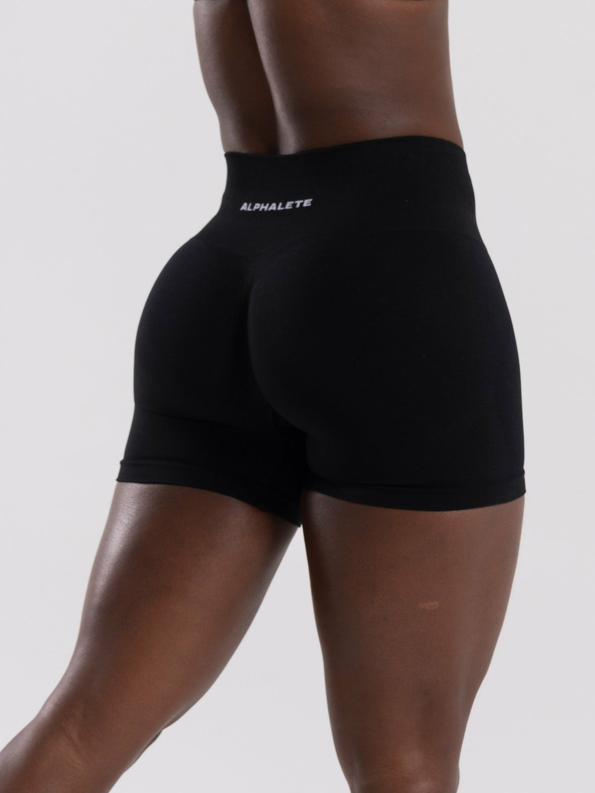 Pump Mid Rise Short - Black - Workout Clothes For Women | Alphalete