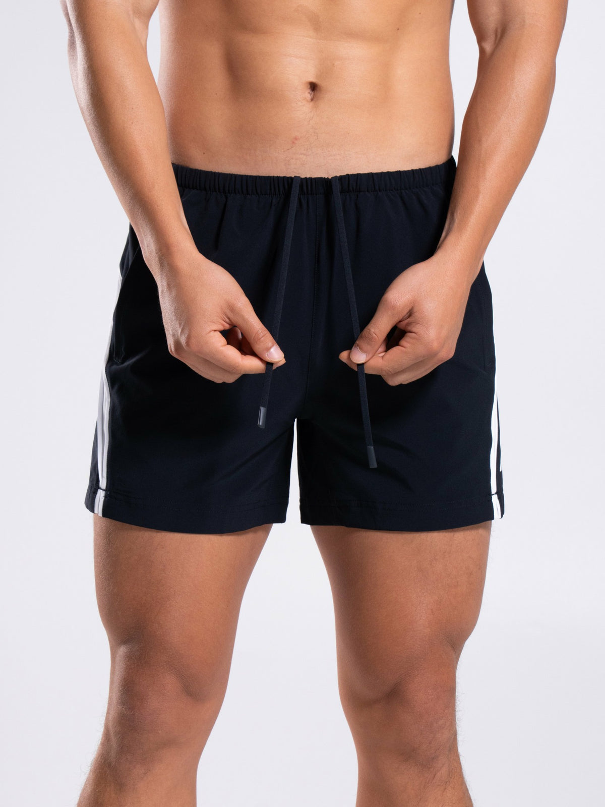 Dynamic Panel Short - Black / White | Alphalete