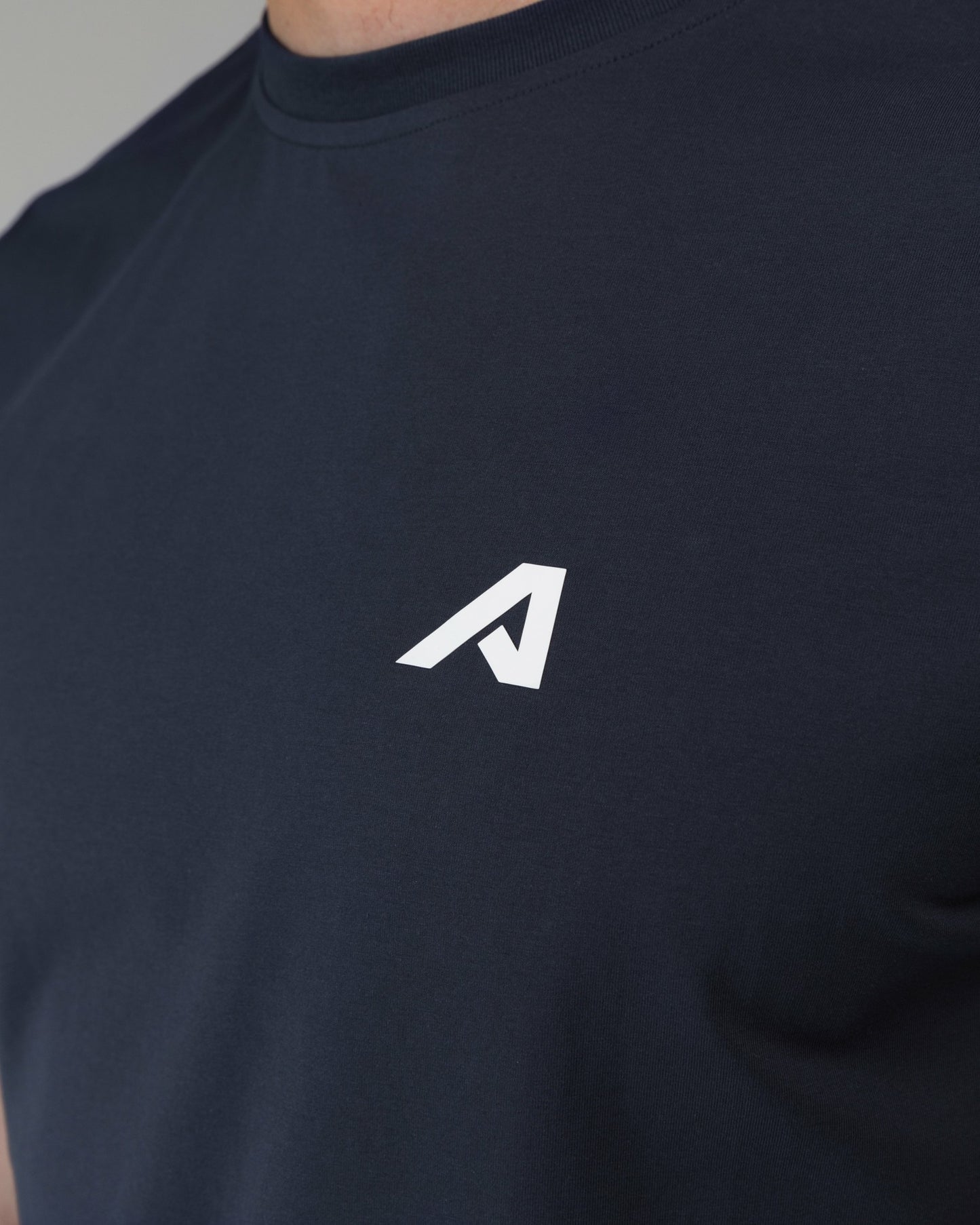 Momentum Tee - Core Navy - Mens Workout Tee | Alphalete