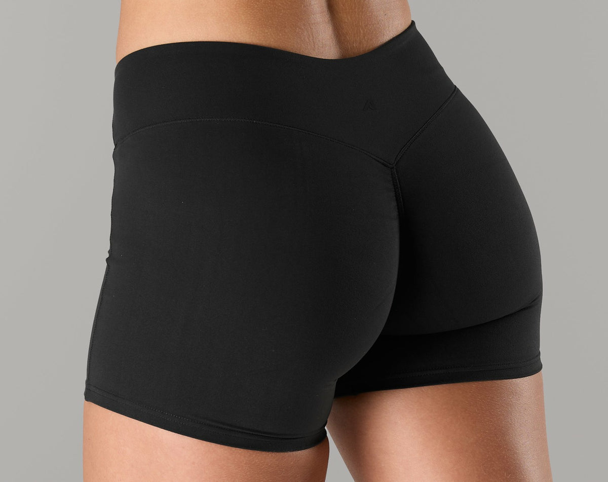 Tini Low Rise Short - Black - Workout Clothes For Women | Alphalete