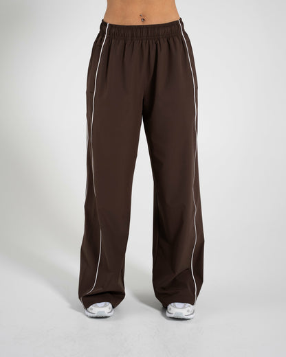 Relay Pant - Walnut - Workout Clothes For Women | Alphalete