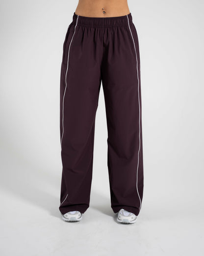 Relay Pant - Black Garnet - Workout Clothes For Women | Alphalete