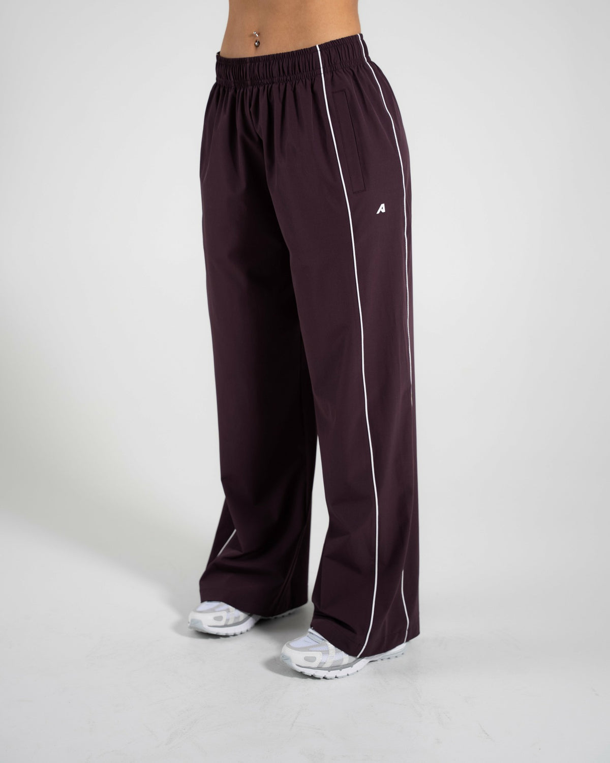 Relay Pant - Black Garnet - Workout Clothes For Women | Alphalete