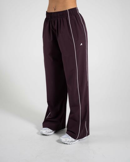 Relay Pant - Black Garnet - Workout Clothes For Women | Alphalete