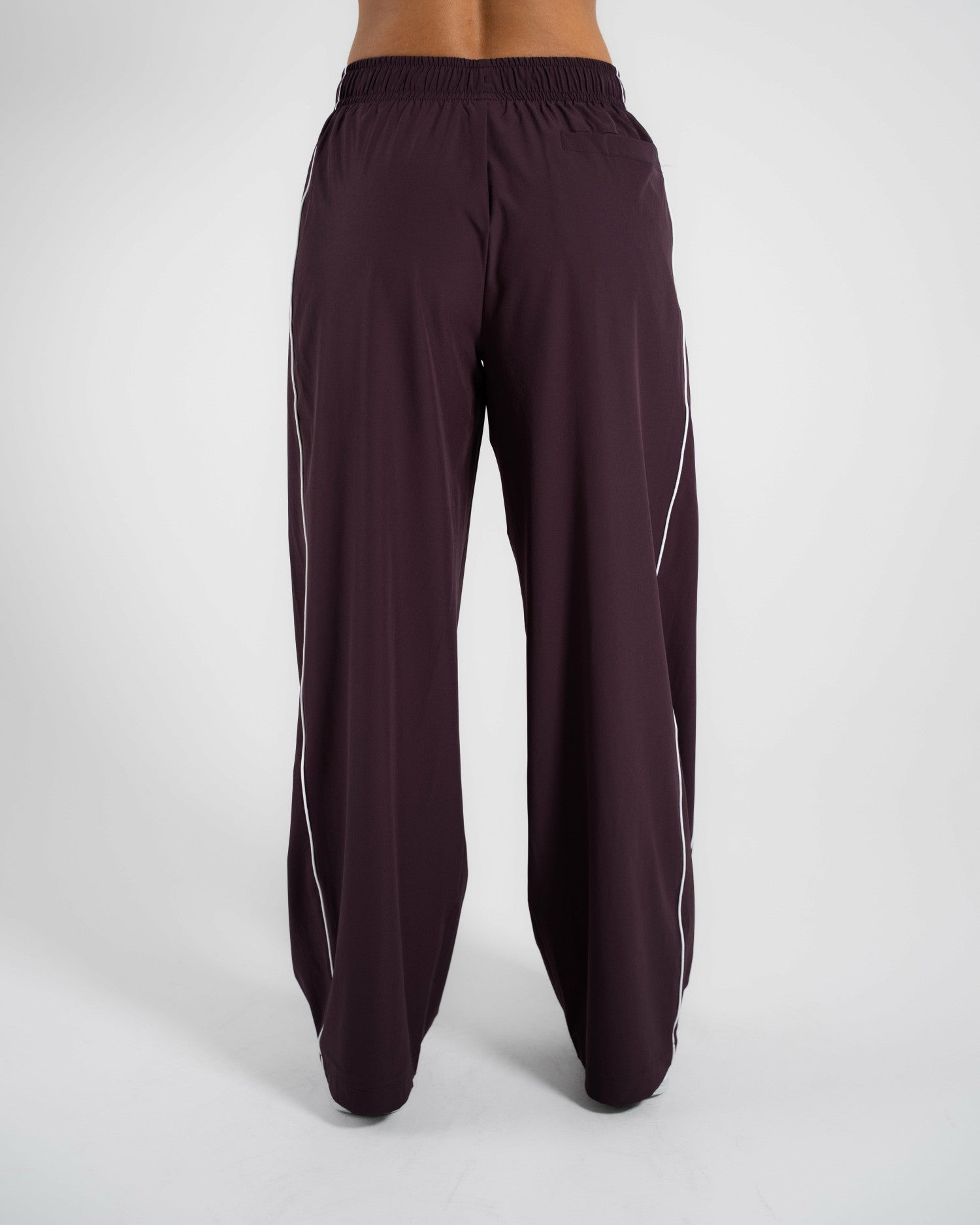Relay Pant - Black Garnet - Workout Clothes For Women | Alphalete