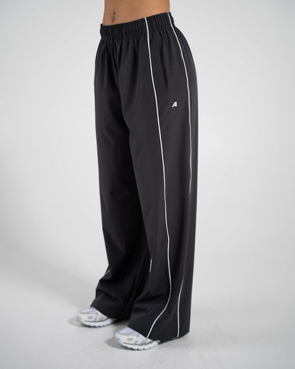 Relay Pant - Graphite - Workout Clothes For Women | Alphalete