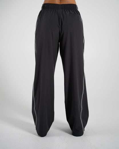 Relay Pant - Graphite - Workout Clothes For Women | Alphalete