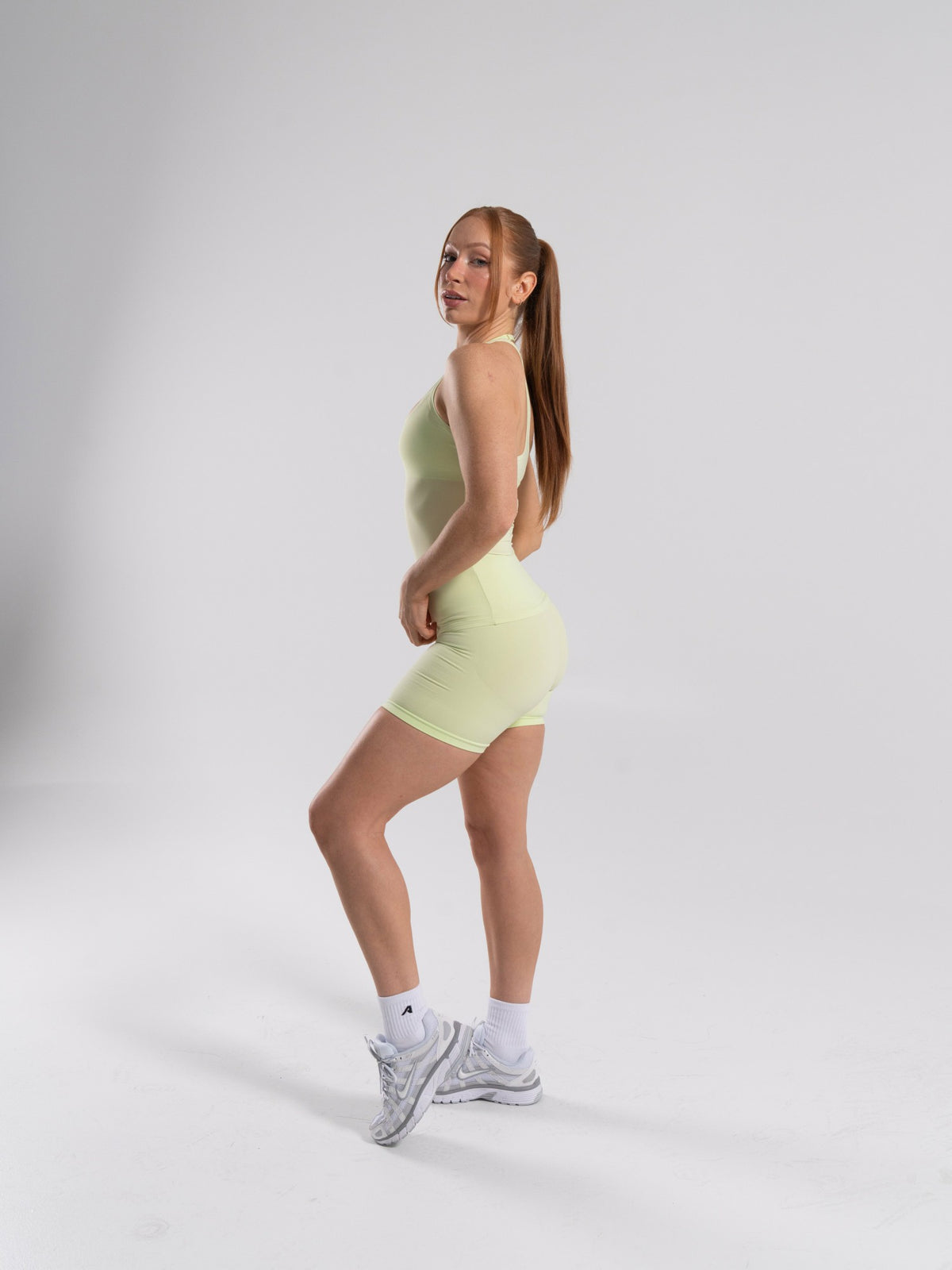 Softcurve Racer Tank Long - Citrus Frost | Alphalete
