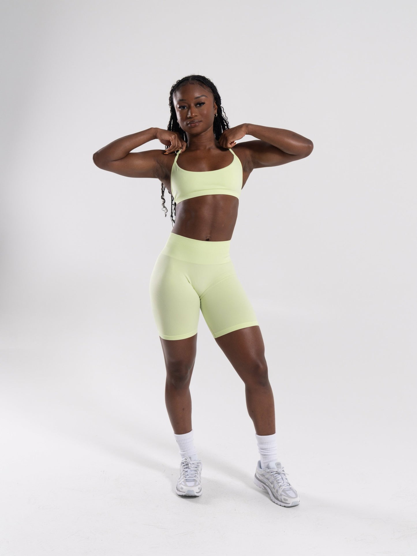 Pump Mid Rise Biker Short - Citrus Frost | Alphalete