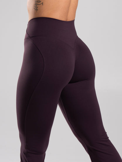 Aura Ultra-High Rise Flared Pant - Black Garnet | Alphalete