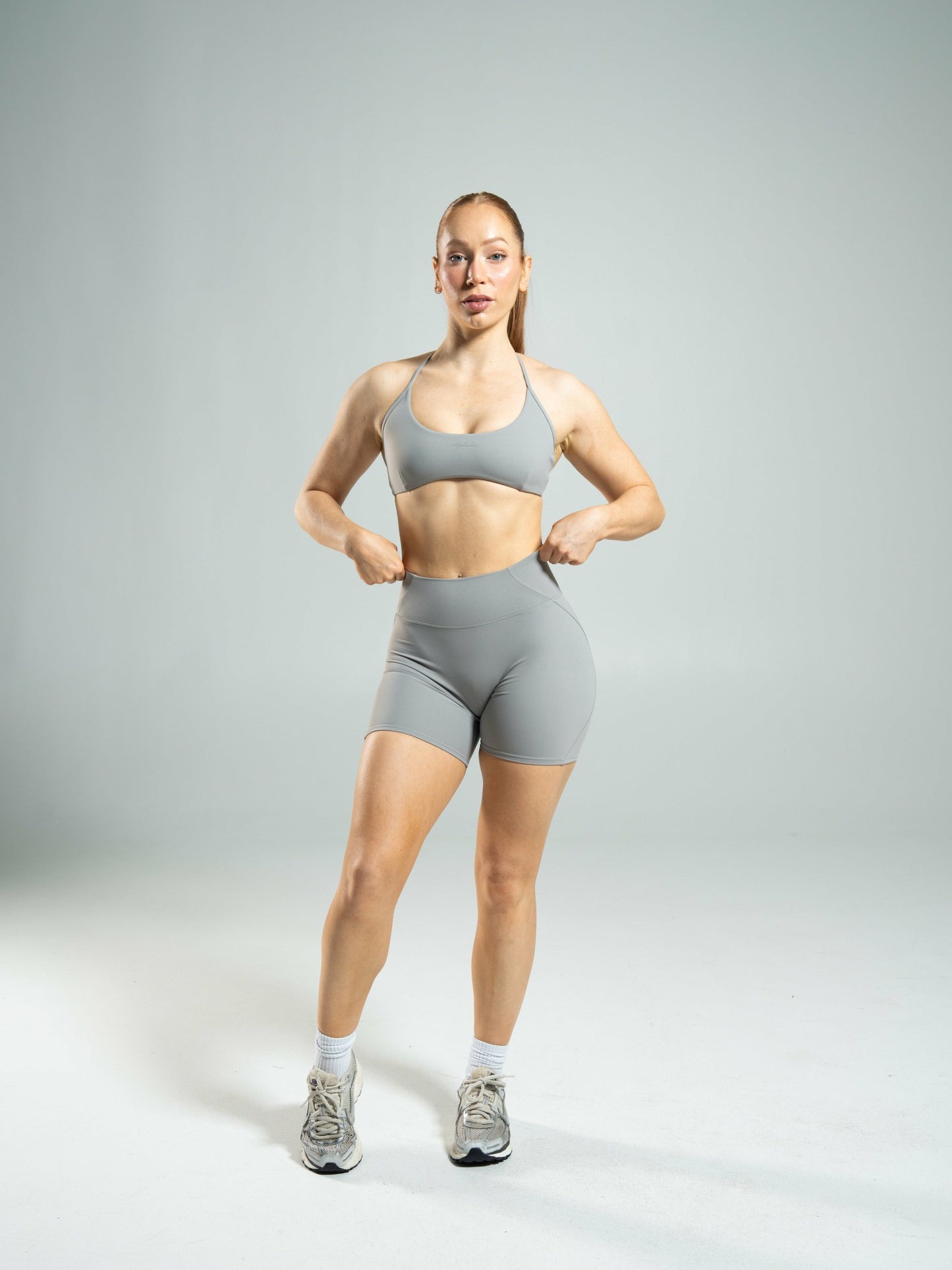 Axis Bra - Nickel - Best Sports Bra | Alphalete