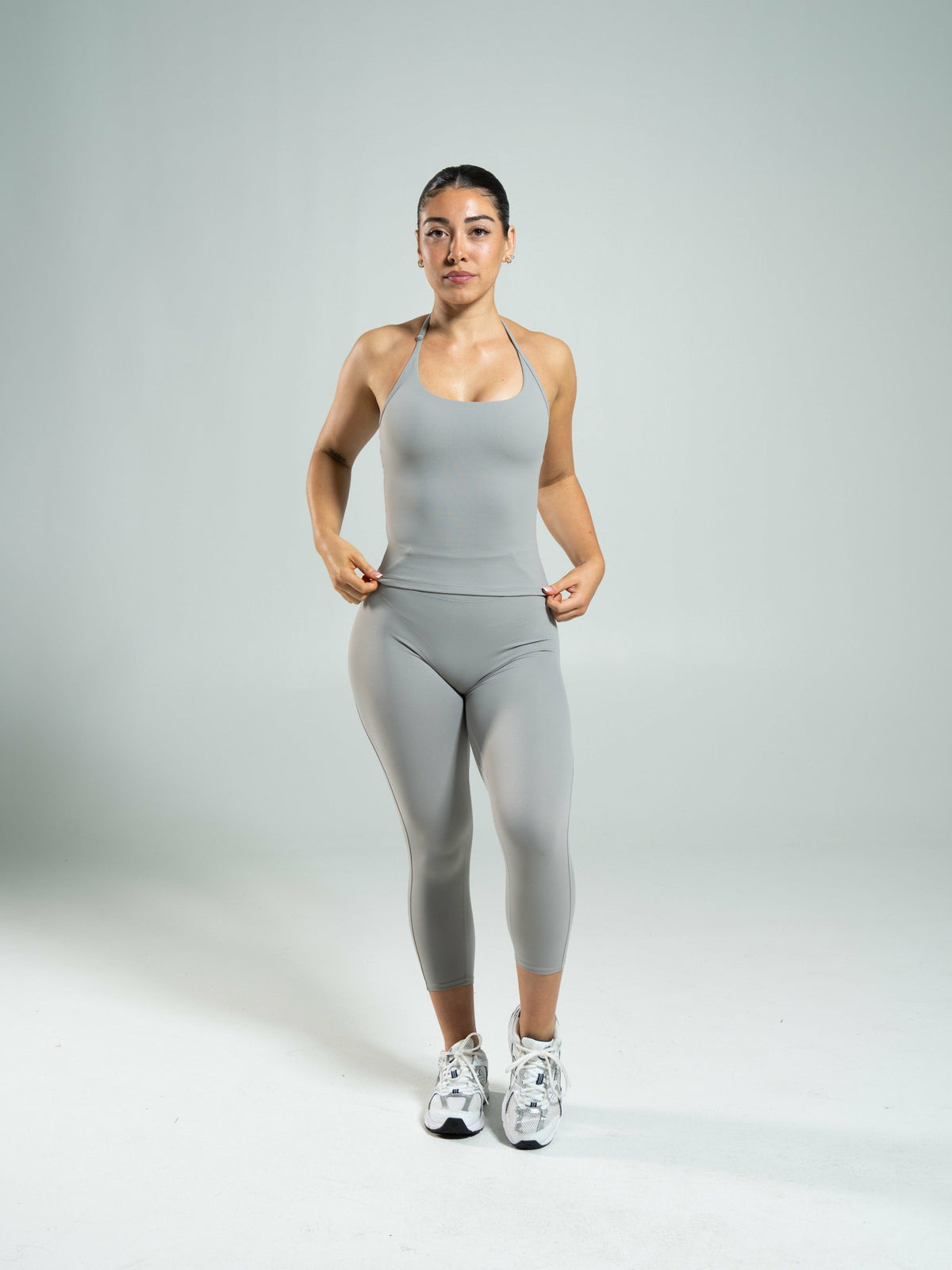 Aura Ultra-High Rise Capri - Nickel | Alphalete