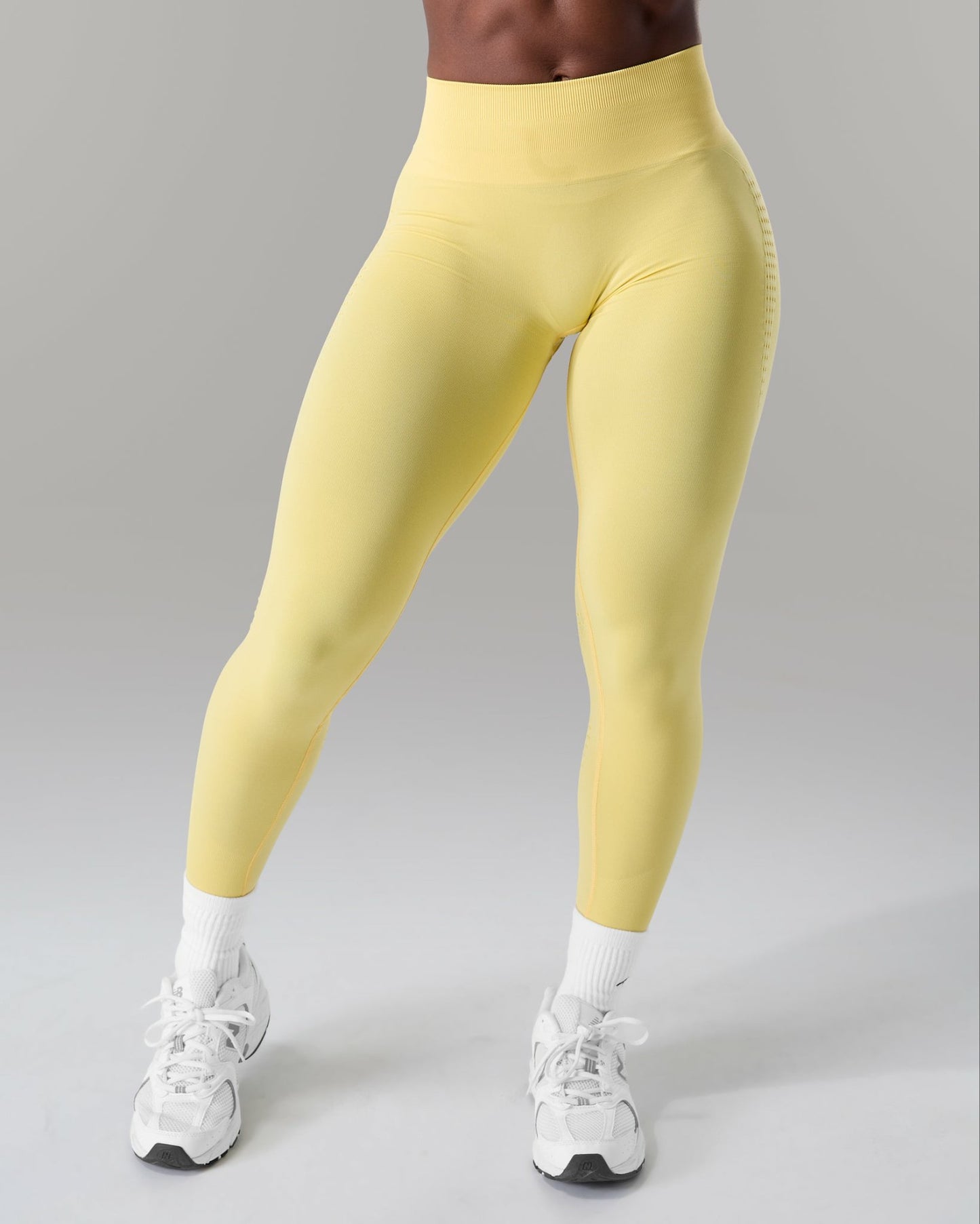 Contour Mid Rise Legging - Canary | Alphalete