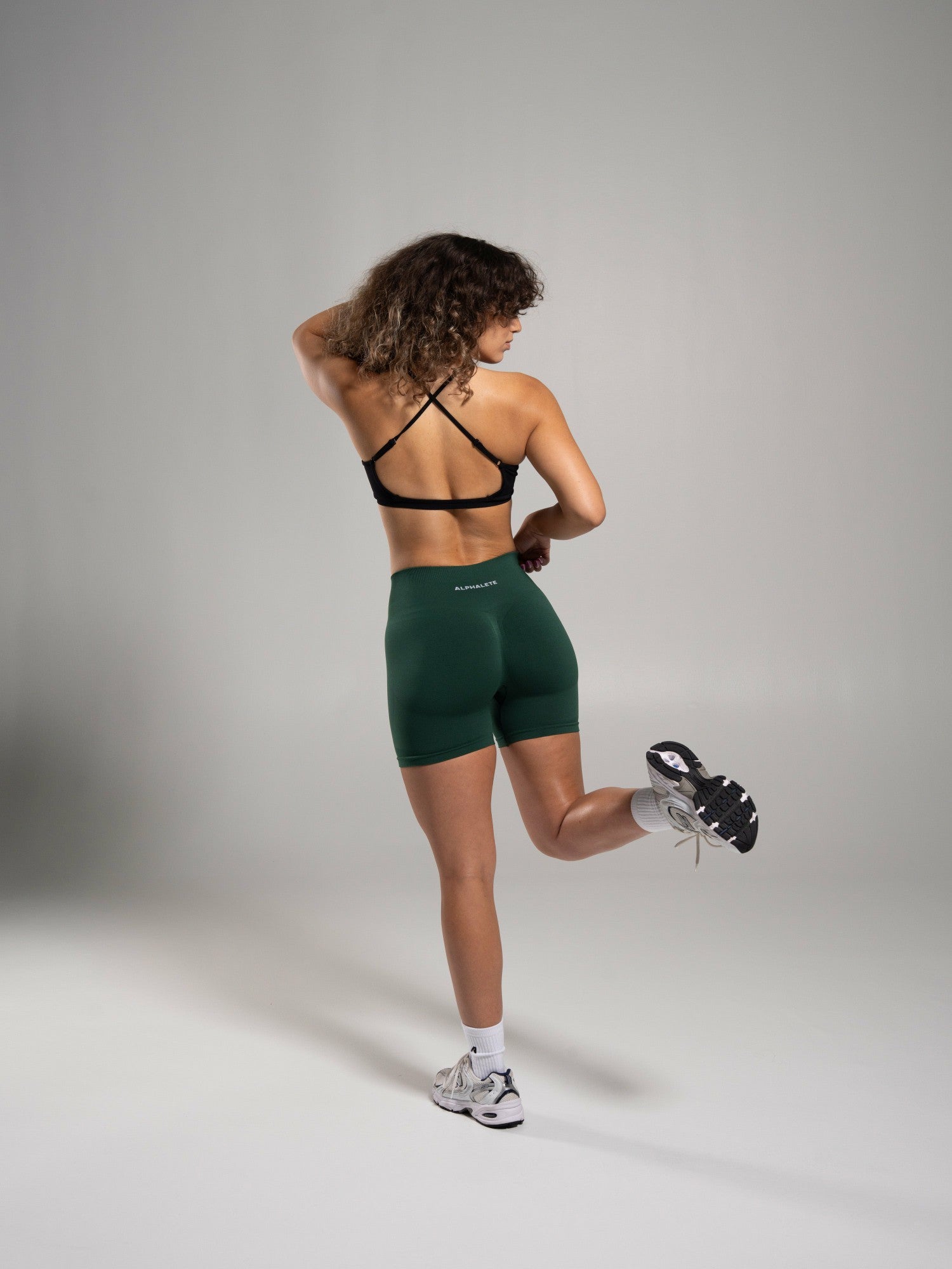 Pump Mid Rise Short - Court Green | Alphalete