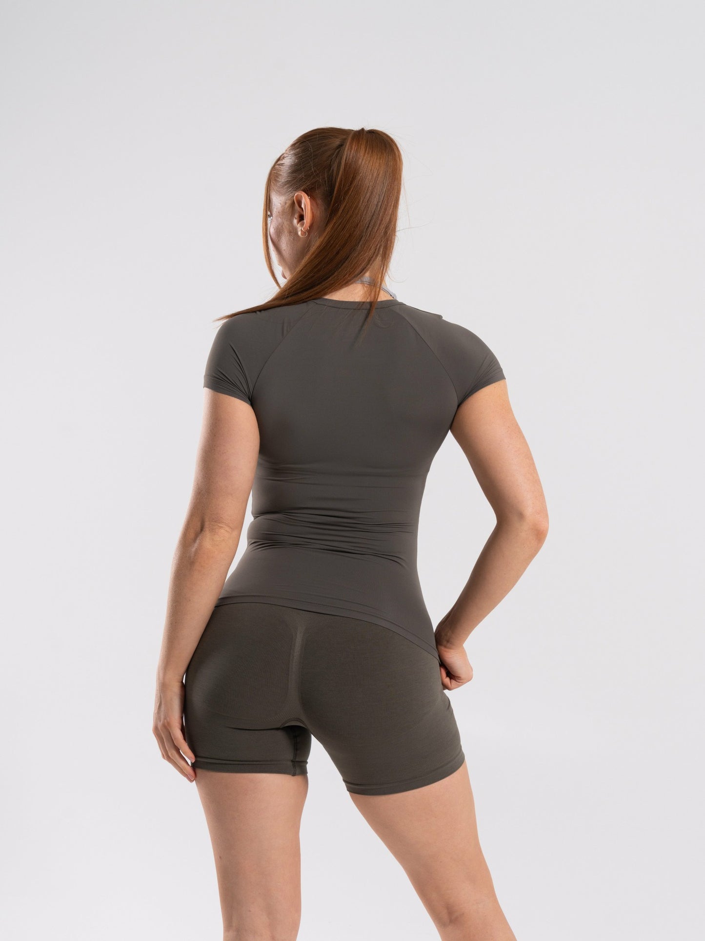 Softcurve Tee - Khaki - Workout Clothes For Women | Alphalete