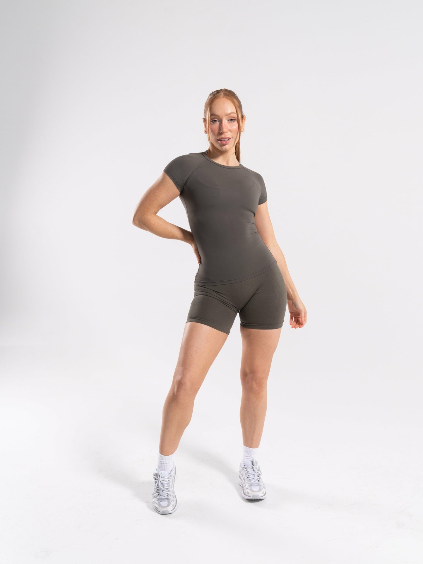 Softcurve Tee - Khaki - Workout Clothes For Women | Alphalete