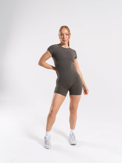 Softcurve Tee - Khaki - Workout Clothes For Women | Alphalete