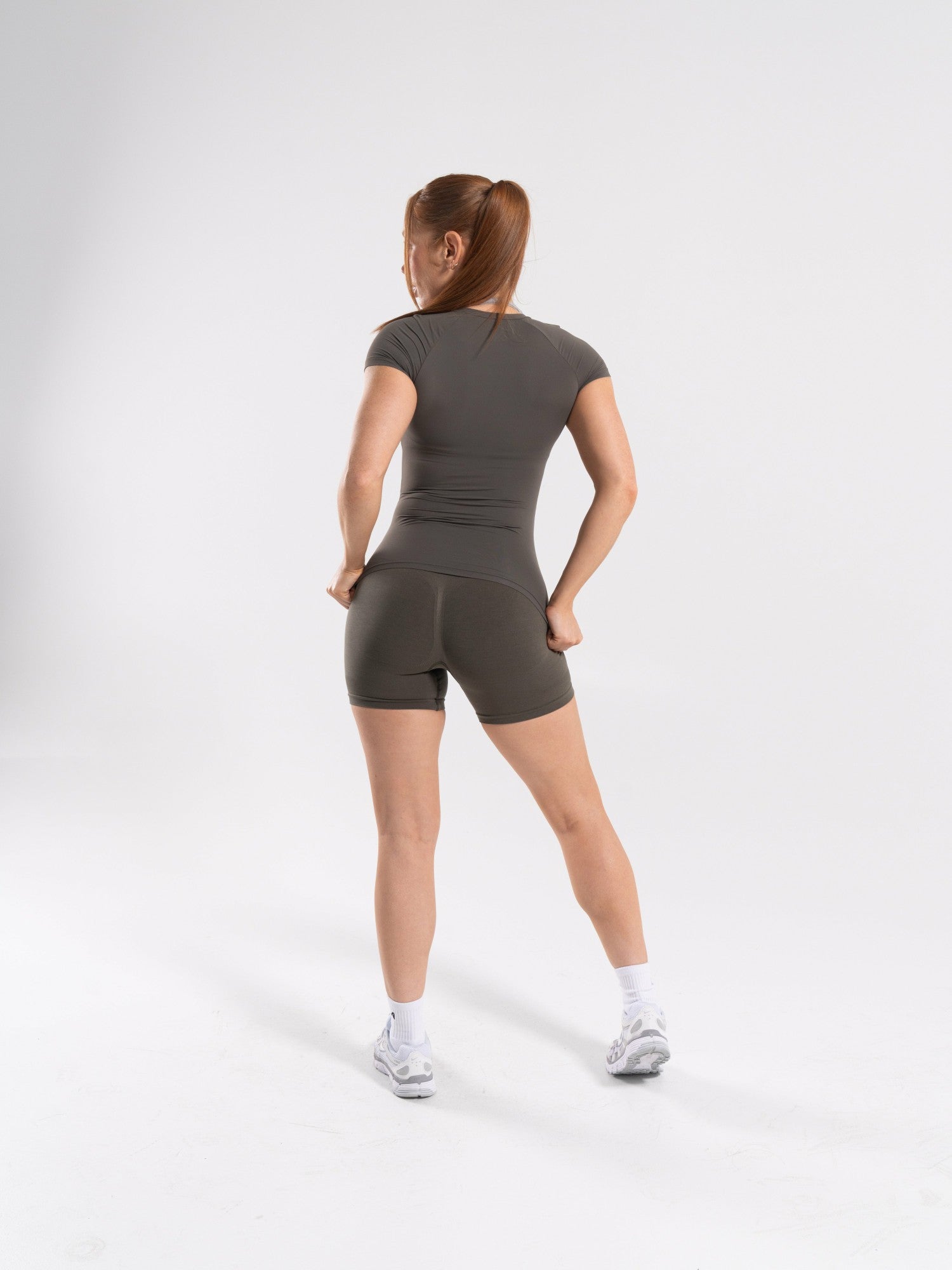 Softcurve Tee - Khaki - Workout Clothes For Women | Alphalete