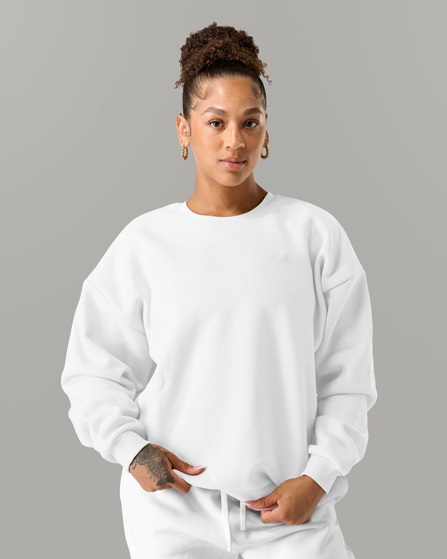 Staple Crewneck - White - Workout Clothes | Alphalete
