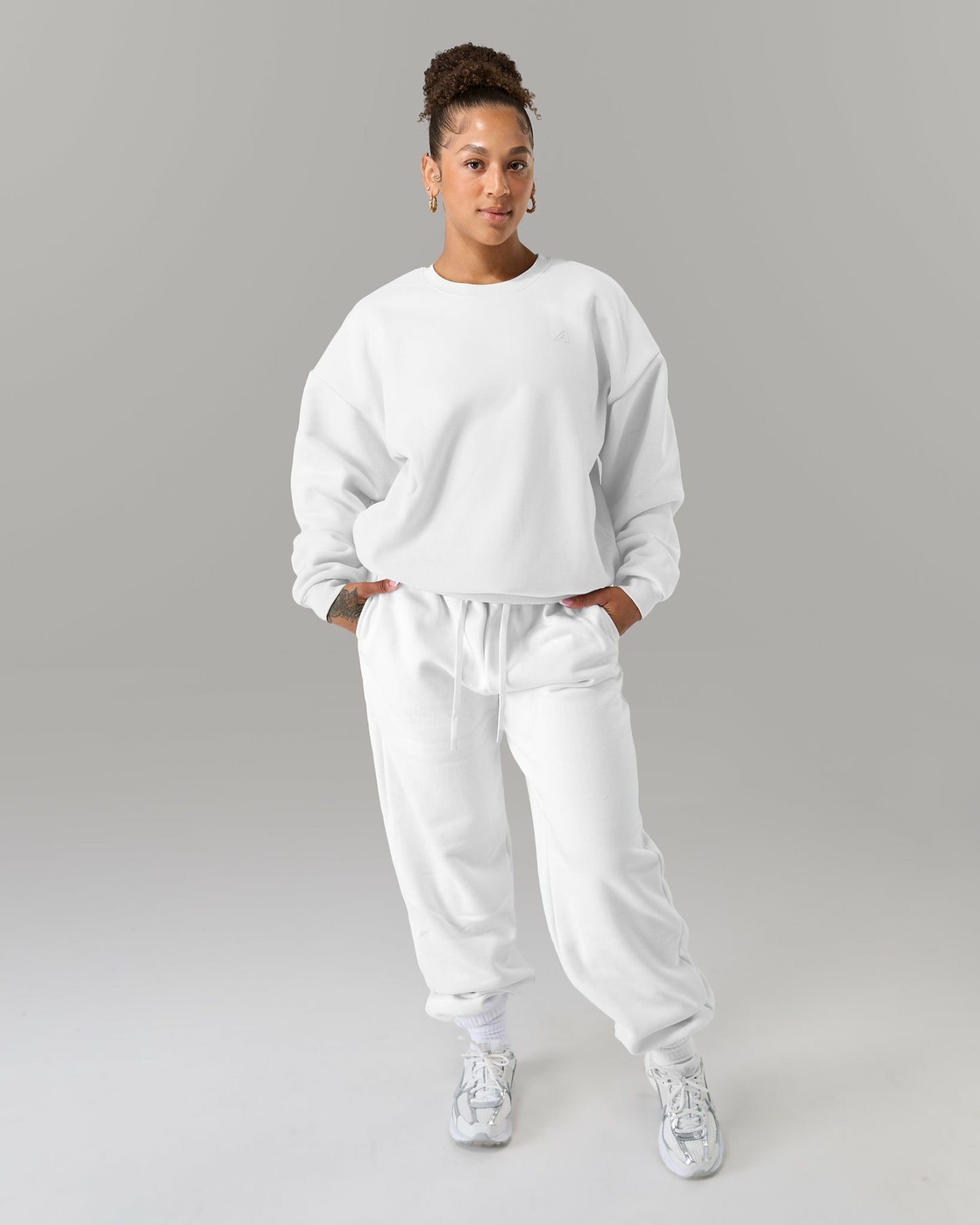 Staple Crewneck - White - Workout Clothes | Alphalete