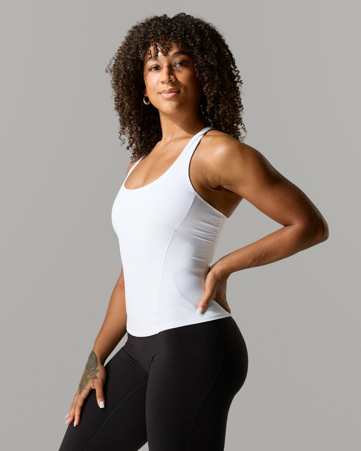 Flex Tank Long - White - Workout Clothes For Women | Alphalete