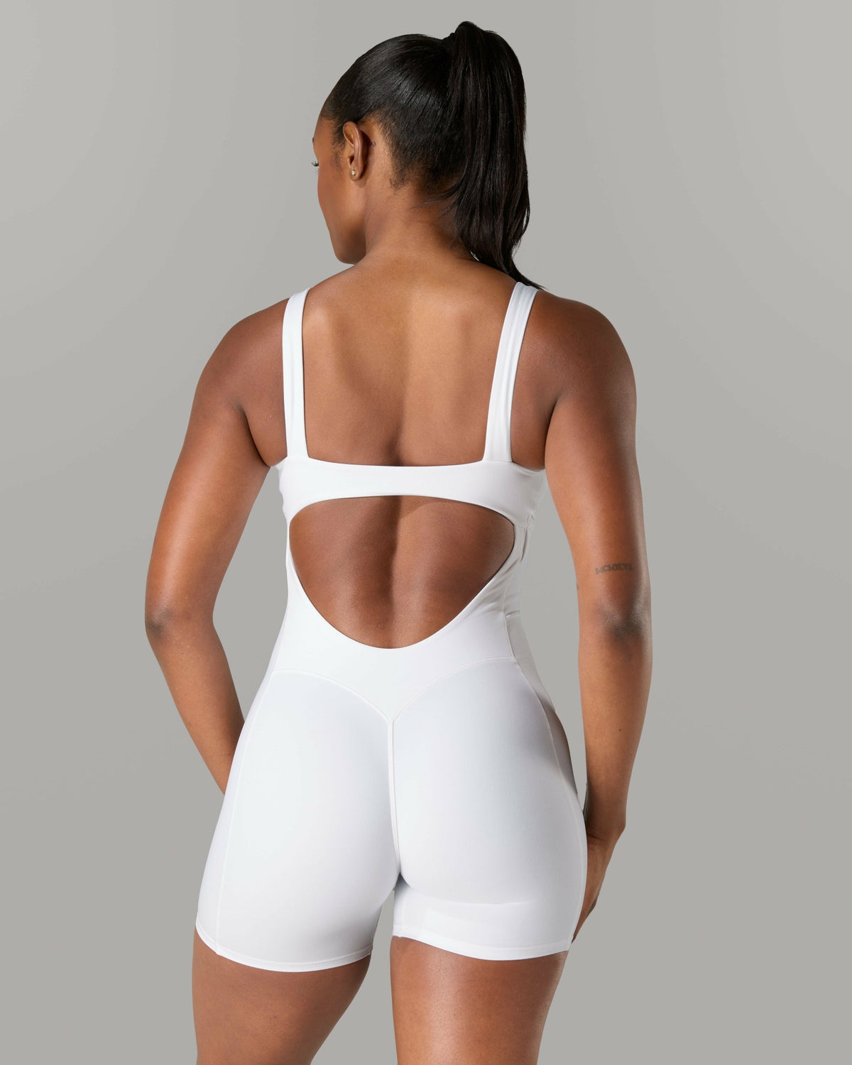 Starr Bodysuit - White - Workout Clothes For Women | Alphalete