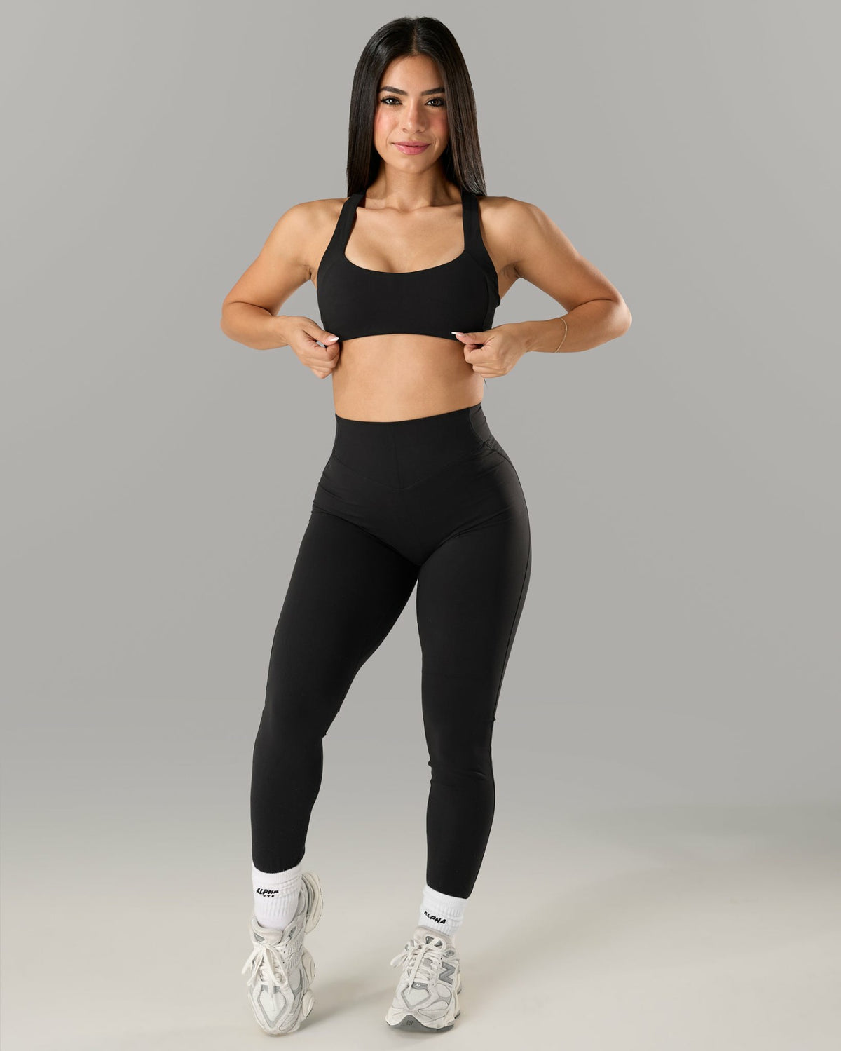 Corinna Bra A/B - Black - Best Sports Bra | Alphalete