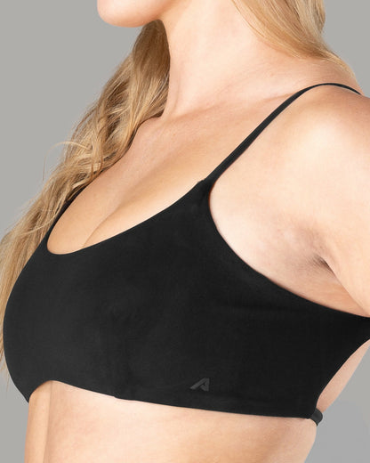 Vic Bra - Black - Best Sports Bra | Alphalete