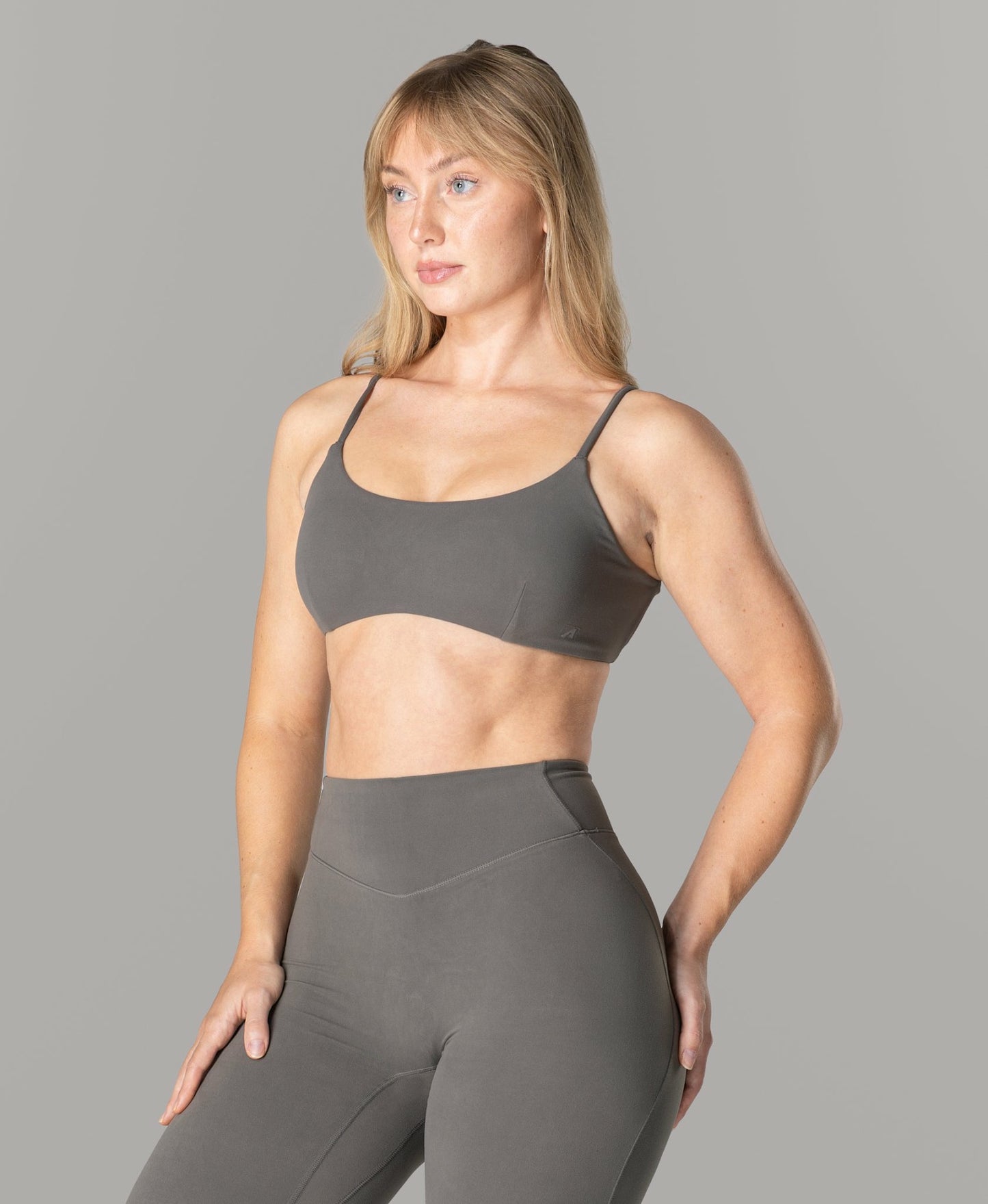 Vic Bra - Pewter - Best Sports Bra | Alphalete