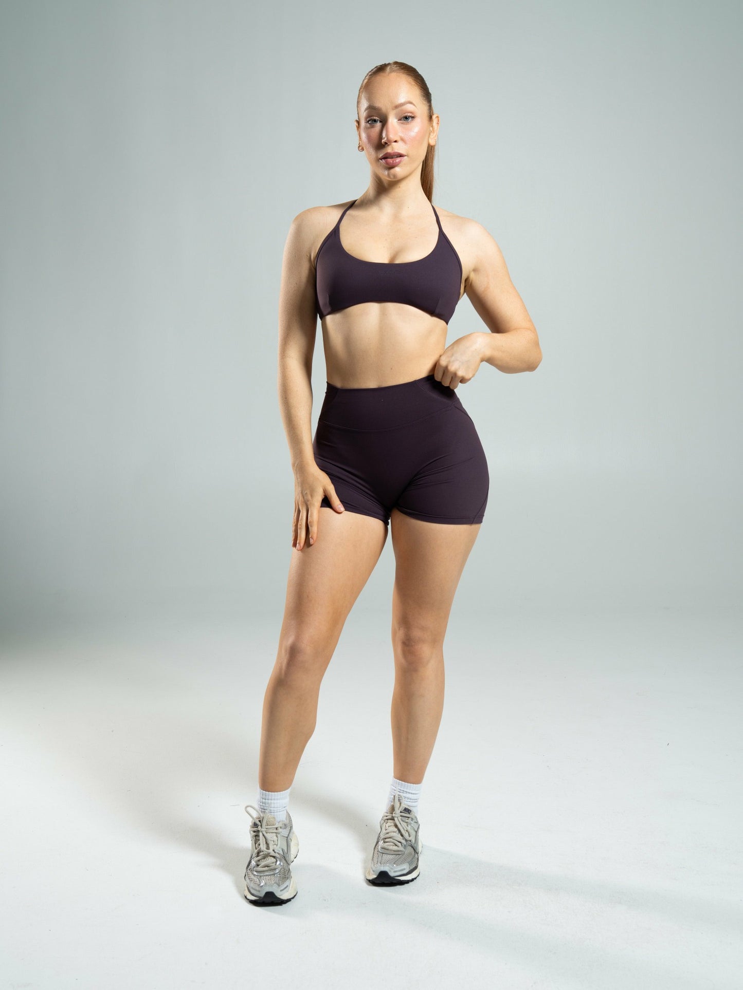 Aura Ultra-High Rise Short - Black Garnet | Alphalete