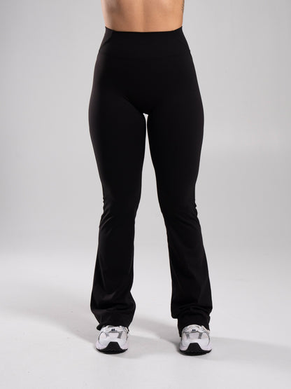 Aura Ultra-High Rise Flared Pant - Black | Alphalete
