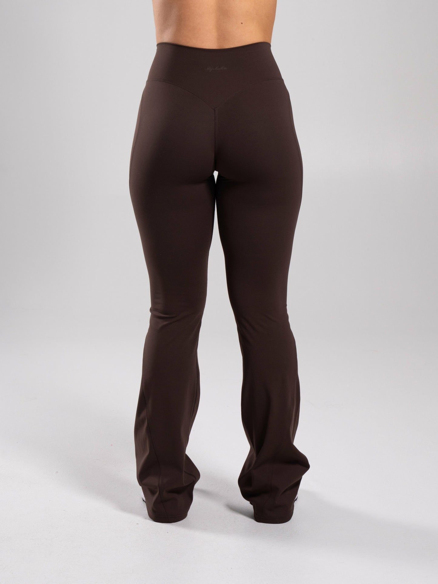 Aura Ultra-High Rise Flared Pant - Walnut | Alphalete
