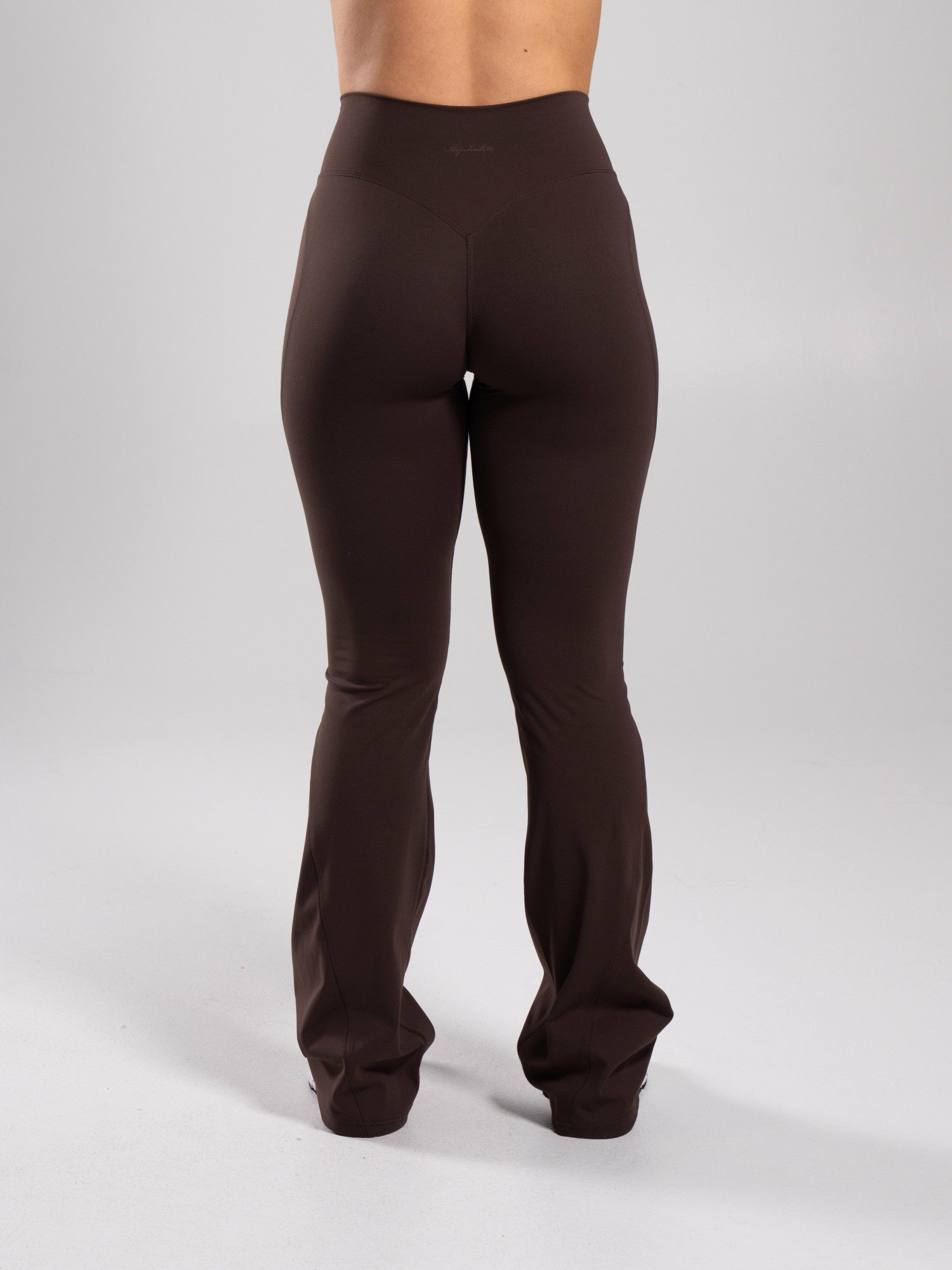 Aura Ultra-High Rise Flared Pant - Walnut | Alphalete