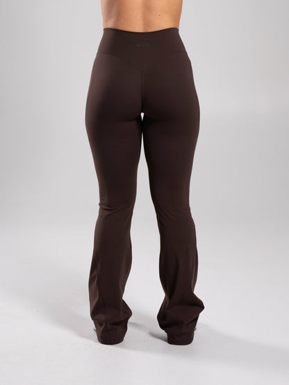 Aura Ultra-High Rise Flared Pant - Walnut | Alphalete