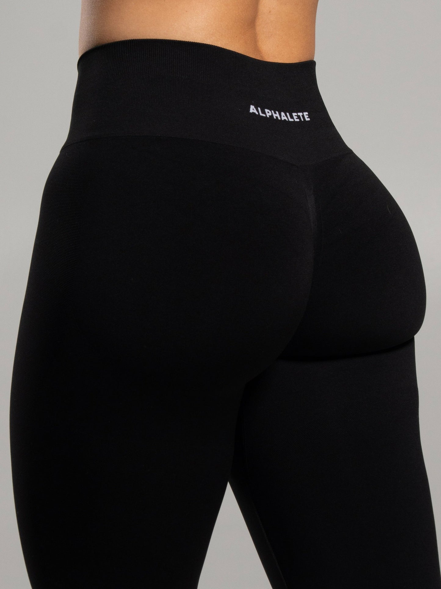 Pump Mid Rise Legging - Black | Alphalete