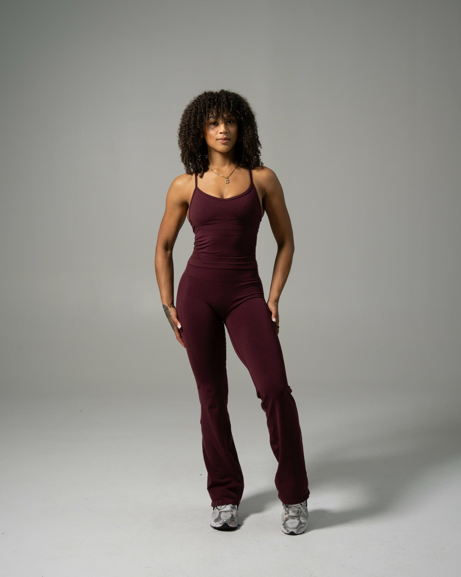 Pump Mid Rise Flared Pant - Merlot | Alphalete