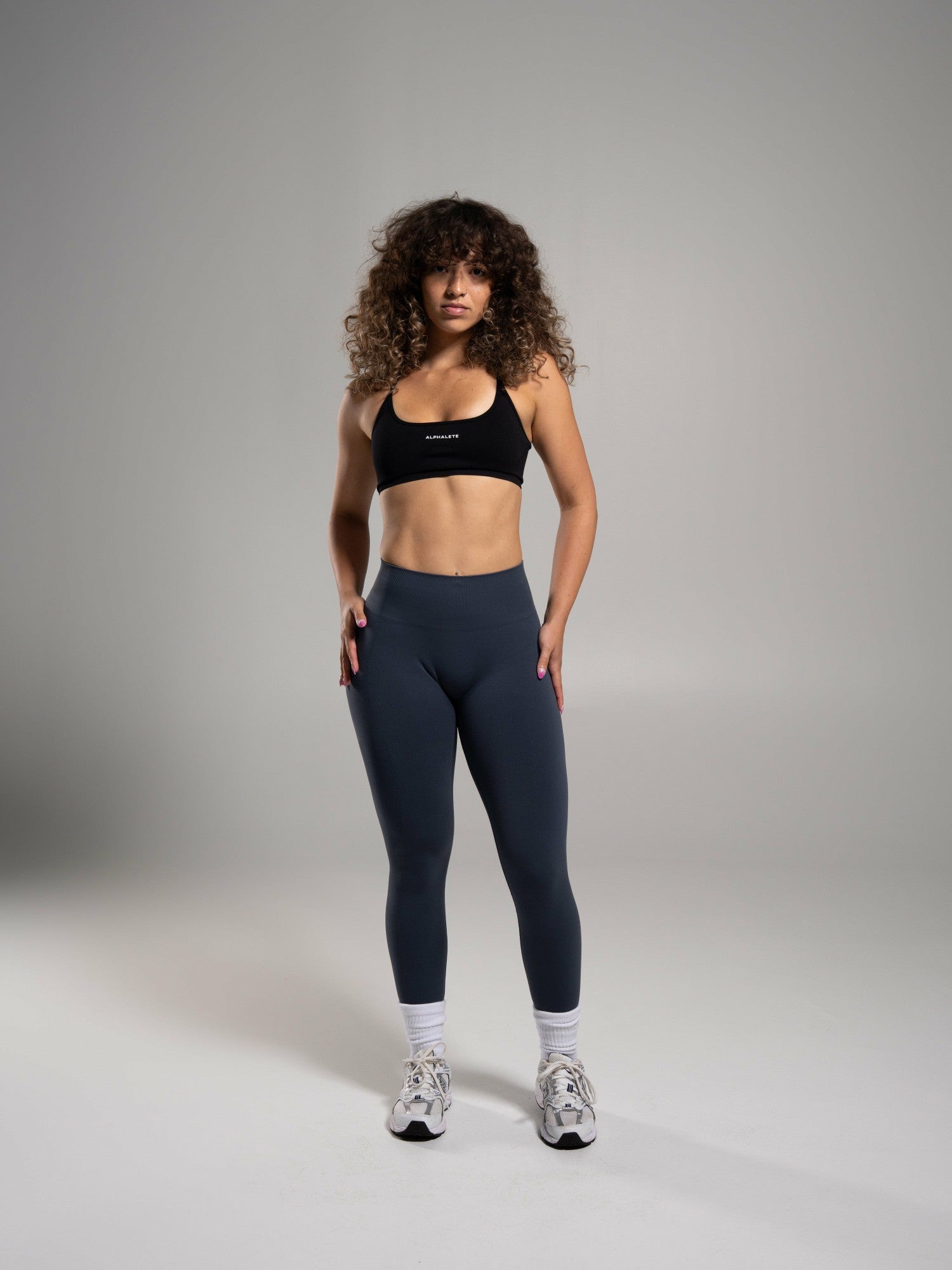 Pump Mid Rise Legging - Dusty Navy | Alphalete