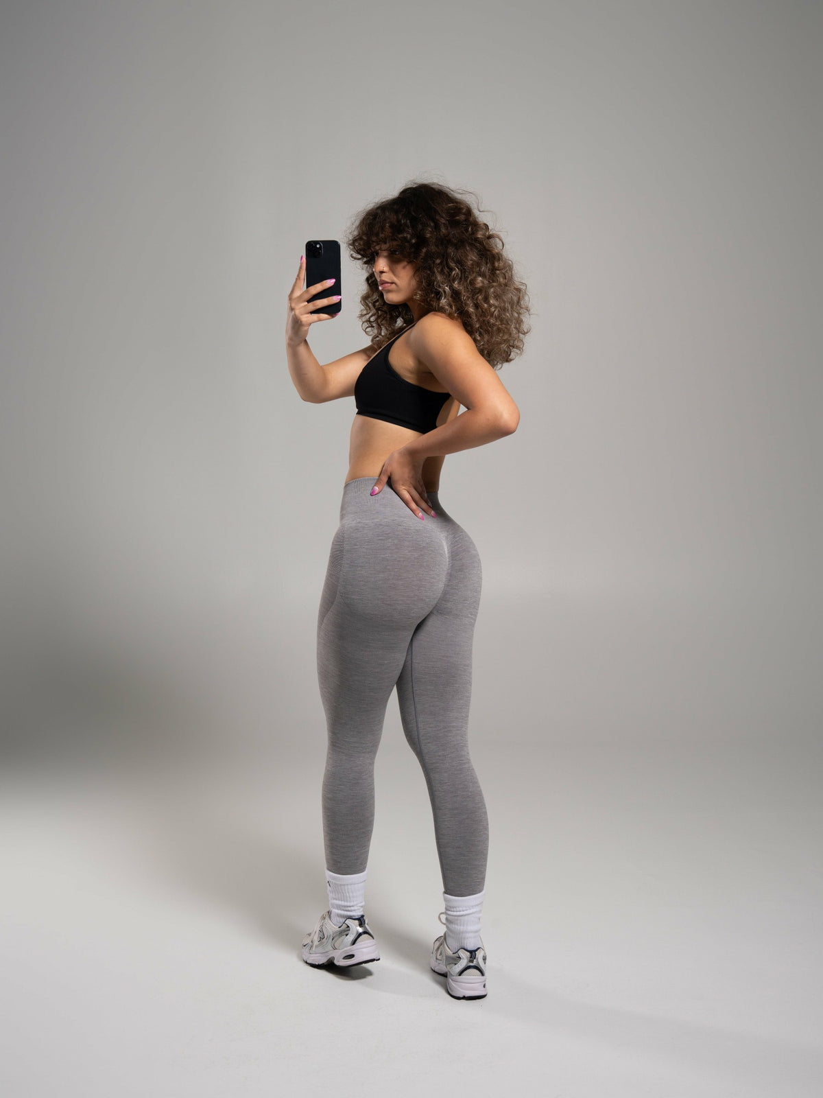 Pump Mid Rise Legging - Heather Grey | Alphalete