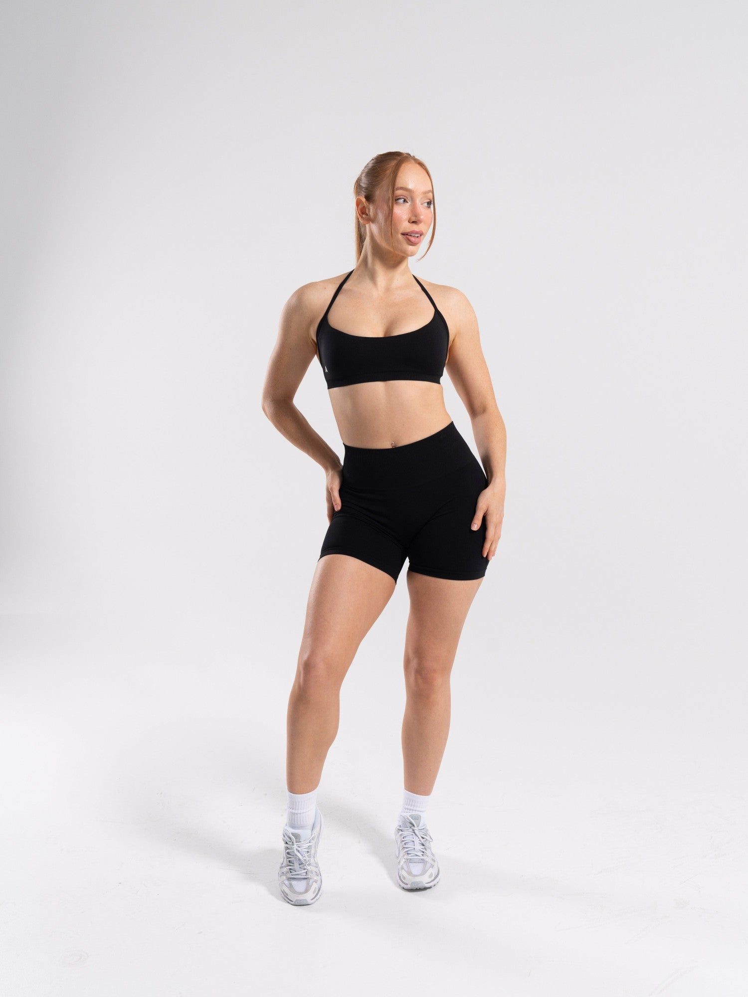 Amplify Minimal Bra - Black - Best Sports Bra | Alphalete