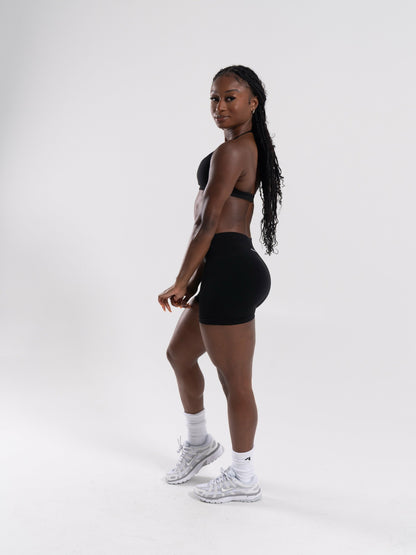 Pump Mid Rise Short - Black - Workout Clothes For Women | Alphalete