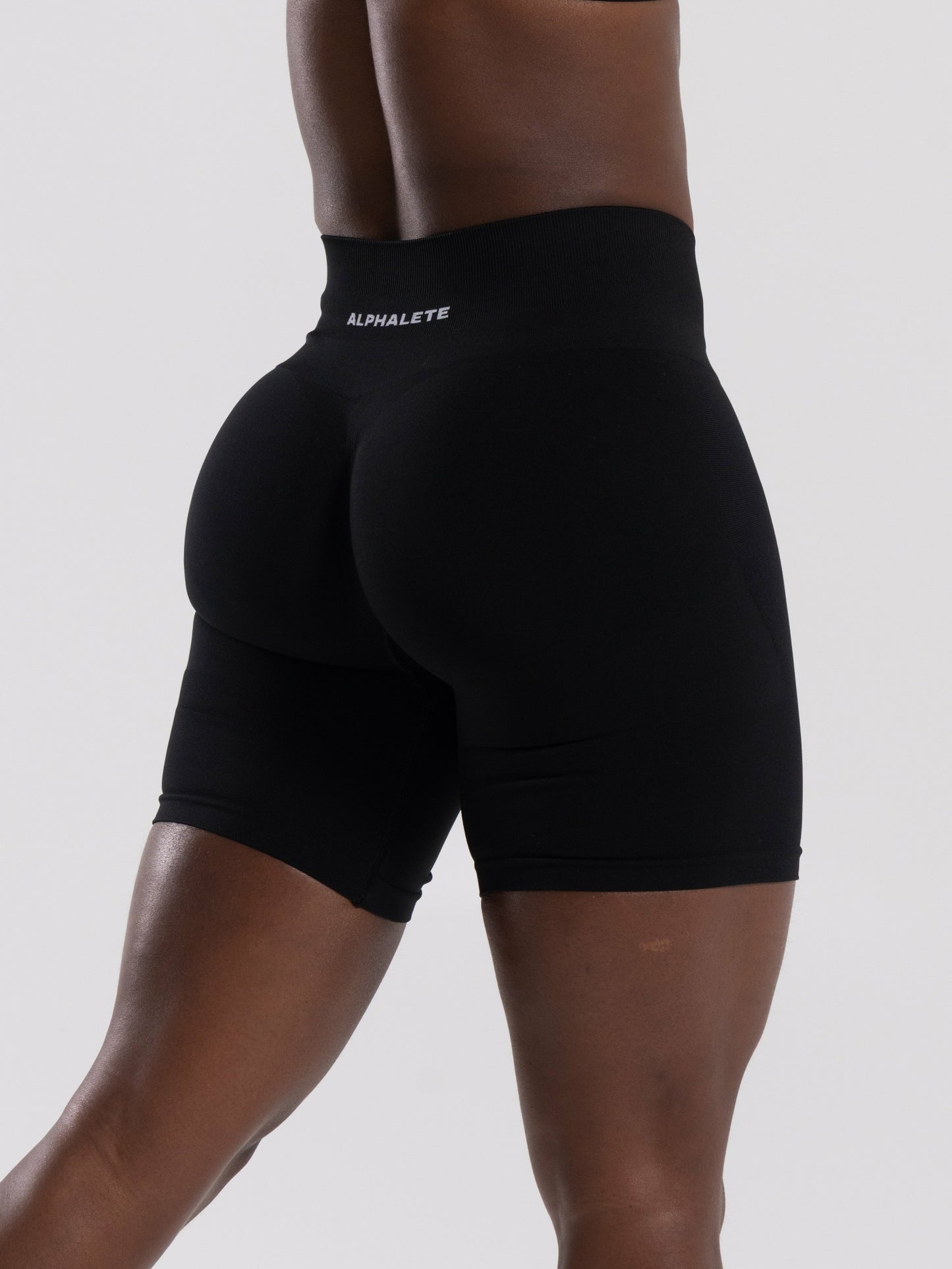 Pump Mid Rise Biker Short - Black | Alphalete