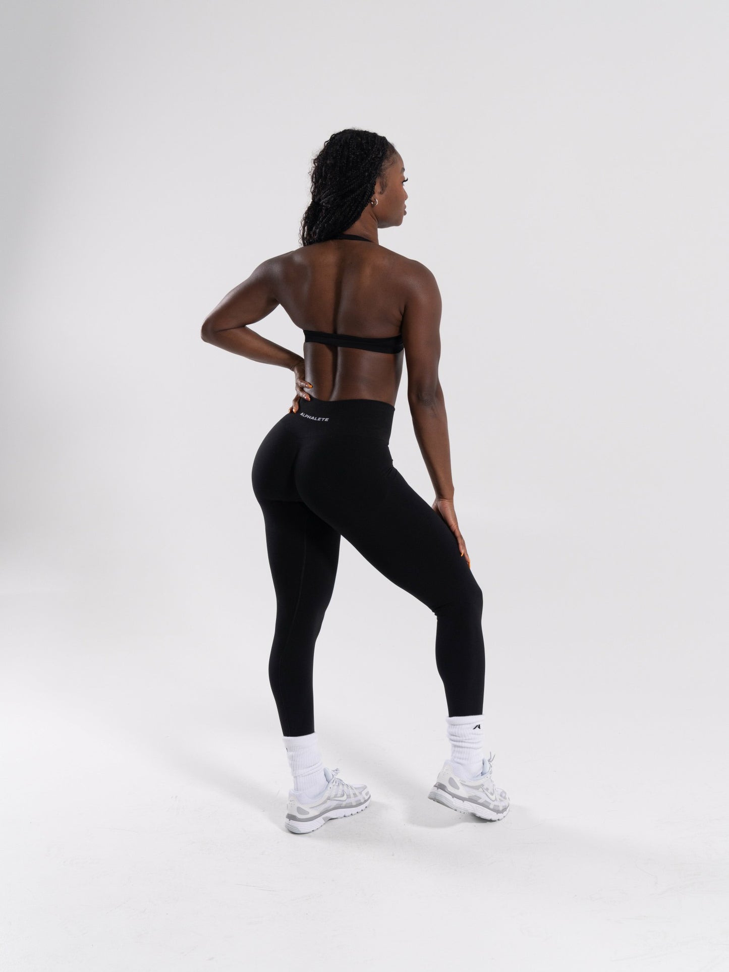 Pump Mid Rise Legging - Black | Alphalete
