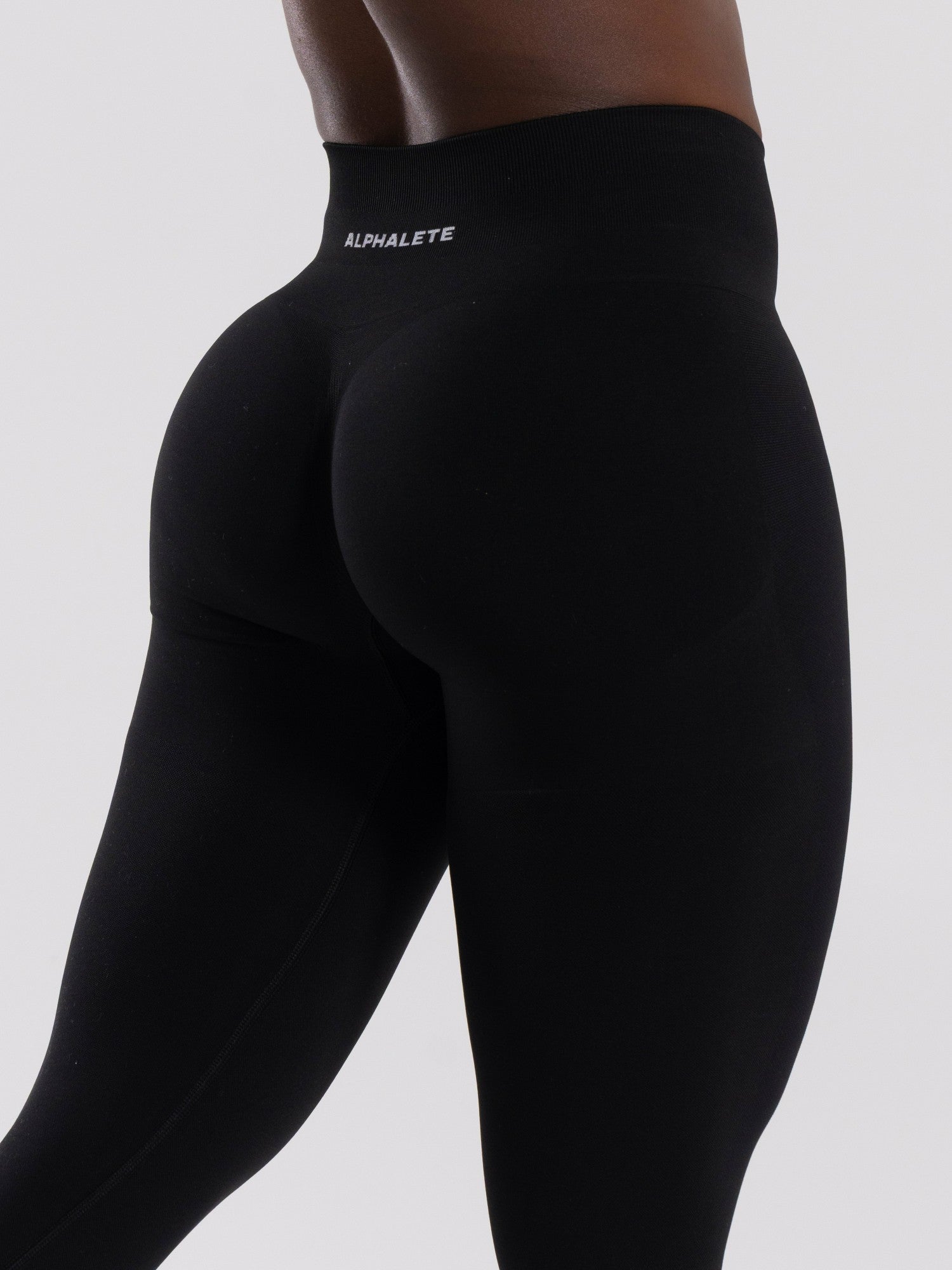 Pump Mid Rise Legging - Black | Alphalete