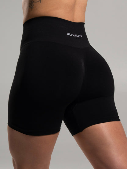 Pump High Rise Short - Black - Workout Clothes For Women | Alphalete