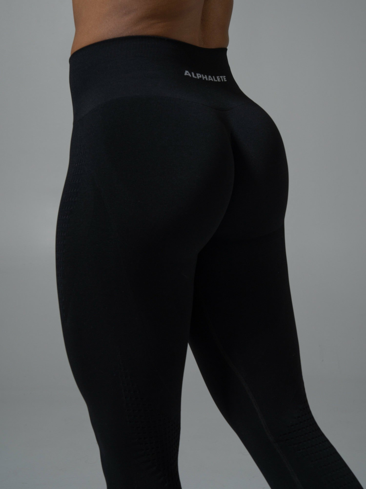 Contour Mid Rise Legging - Black | Alphalete