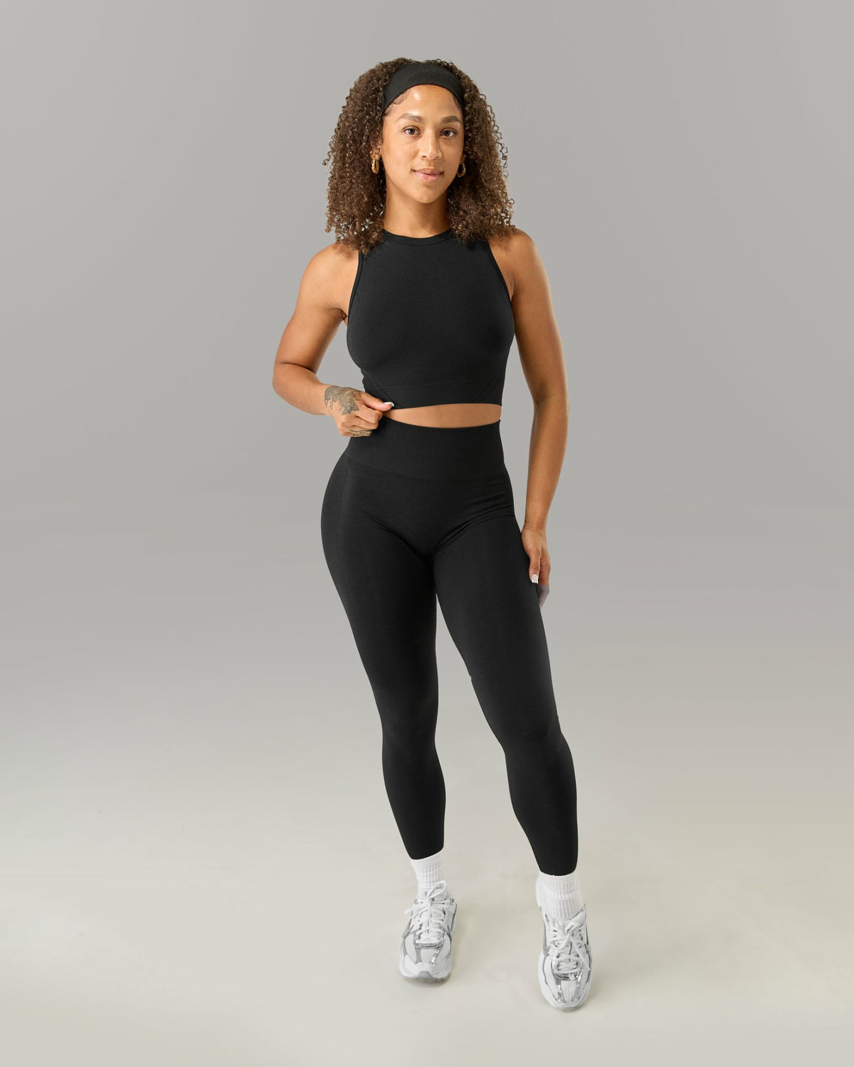 Stratus Crop Tank - Black - Workout Clothes For Women | Alphalete