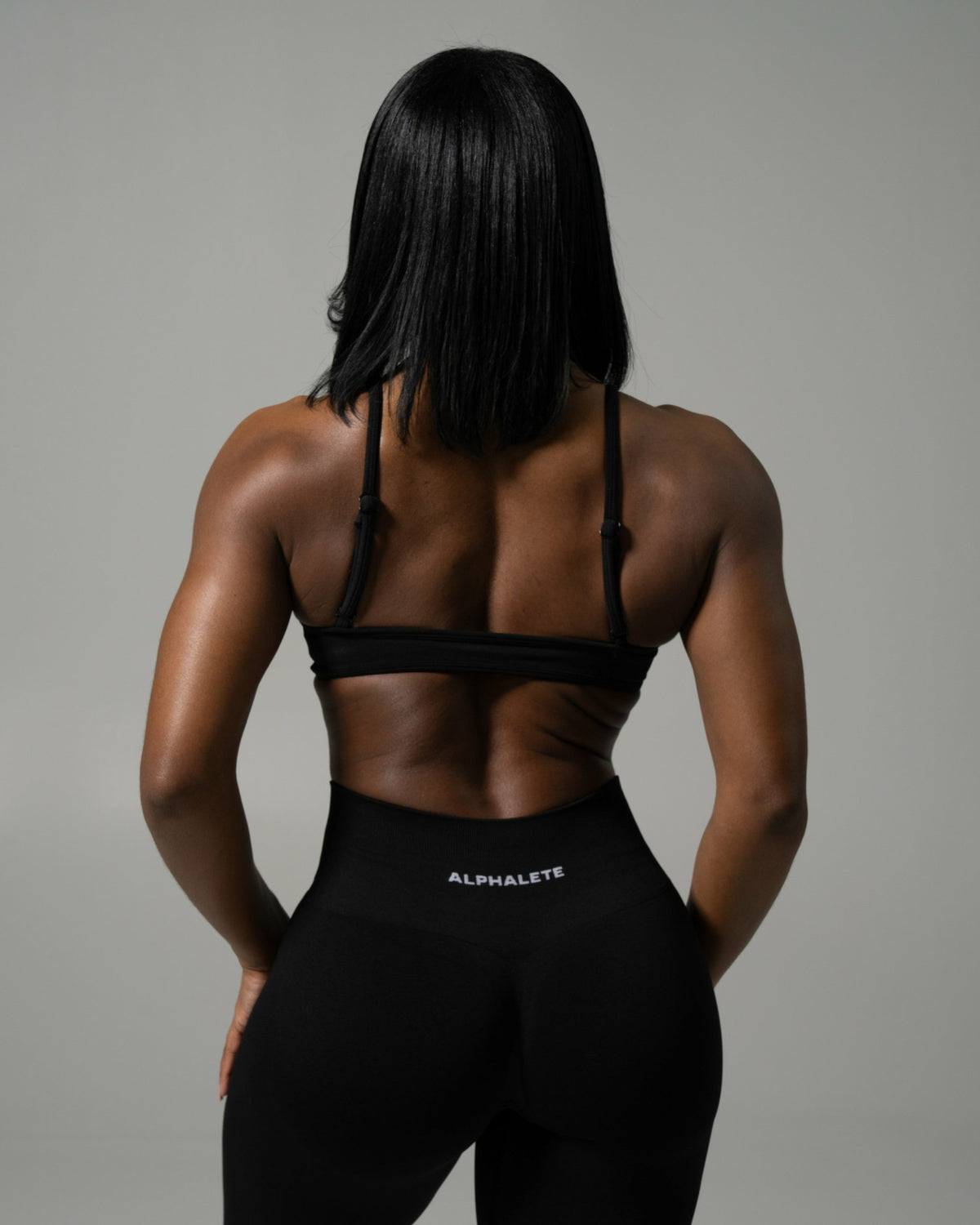 Sandy Bra - Black - Best Sports Bra | Alphalete